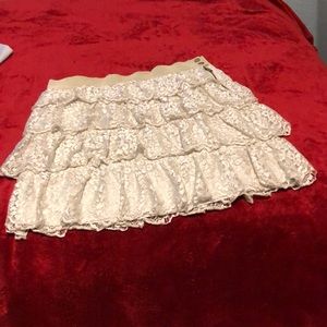 3 tiered wheat colored lace skirt